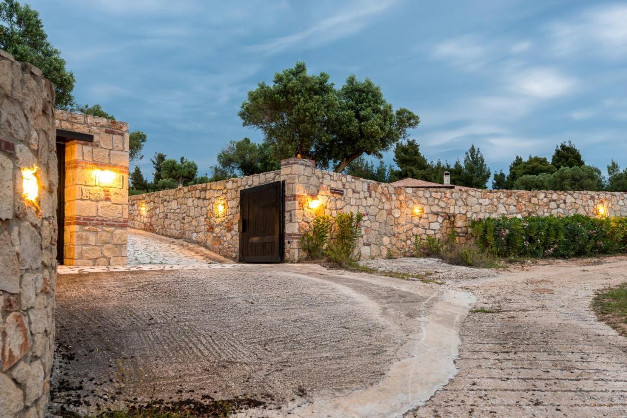 Sithonian Blue Royal Villa Нікіті Екстер'єр фото